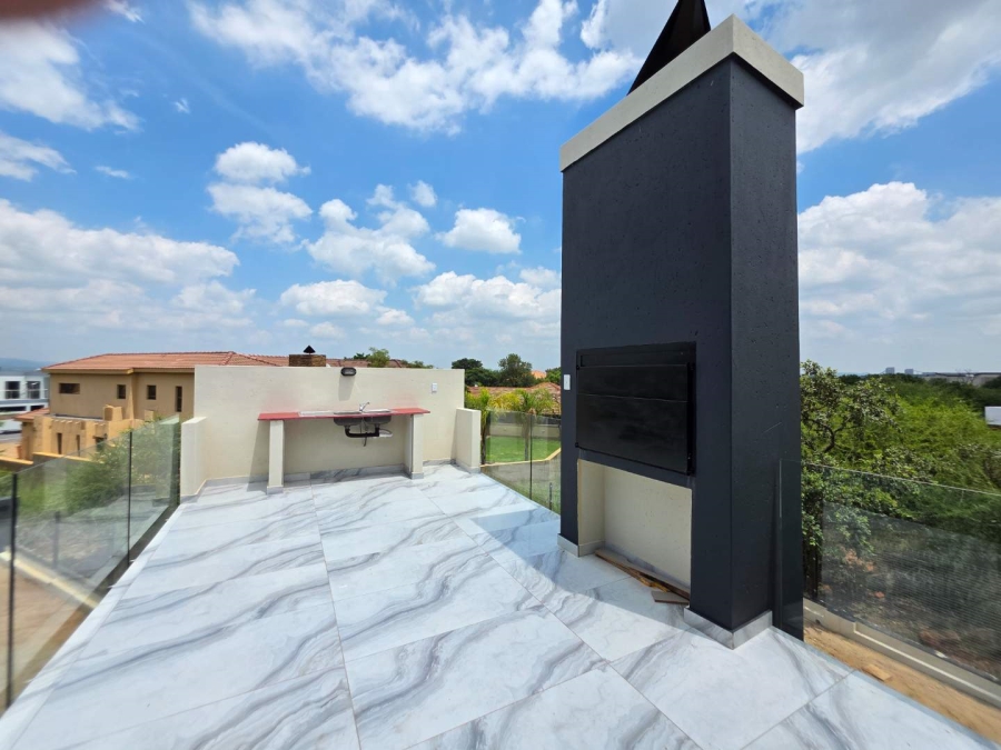 5 Bedroom Property for Sale in Seasons Lifestyle Estate North West